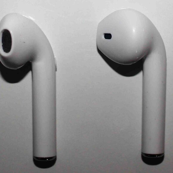 I9S TWS 5.0 Earphone Headphone Stereo Earbuds for iPhone and Smart Phones - Picture 6 of 14